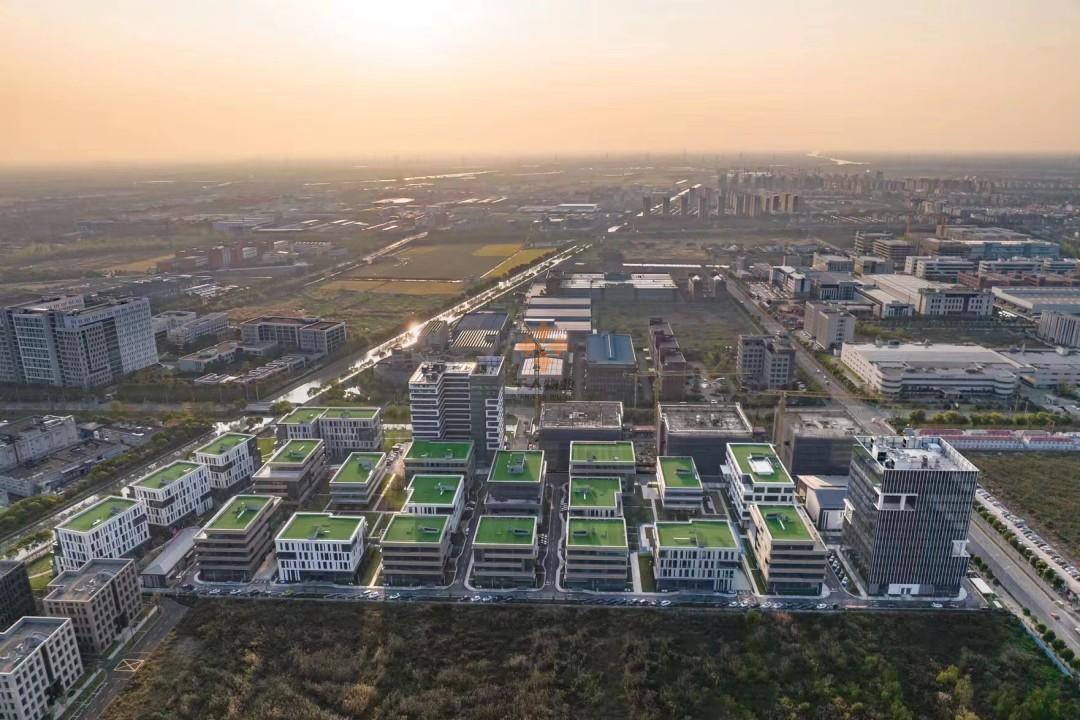 松江 上海中電信息港 80平米 標準裝修